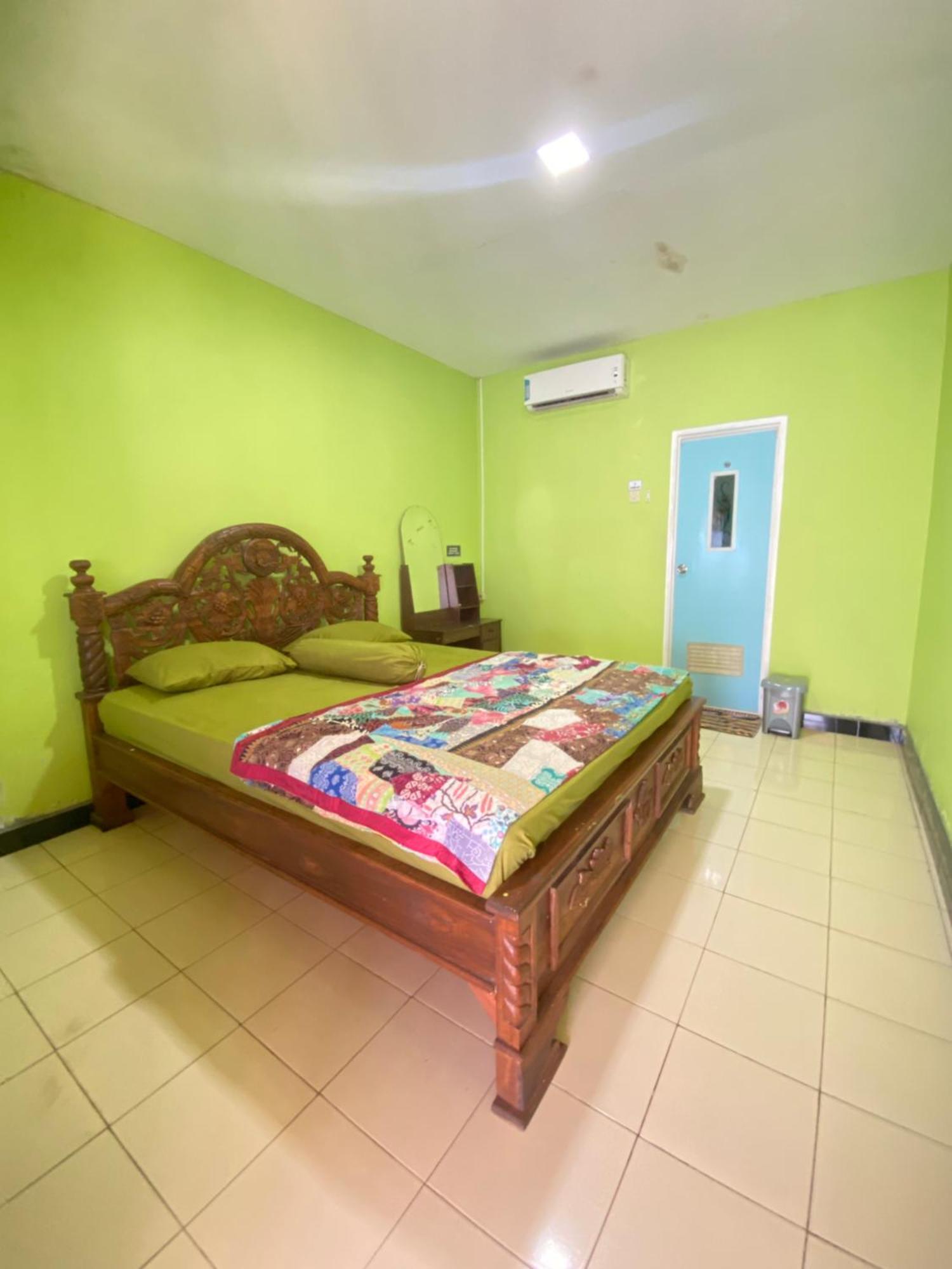 A Pousada Js House View Ilhas Karimunjava Exterior foto