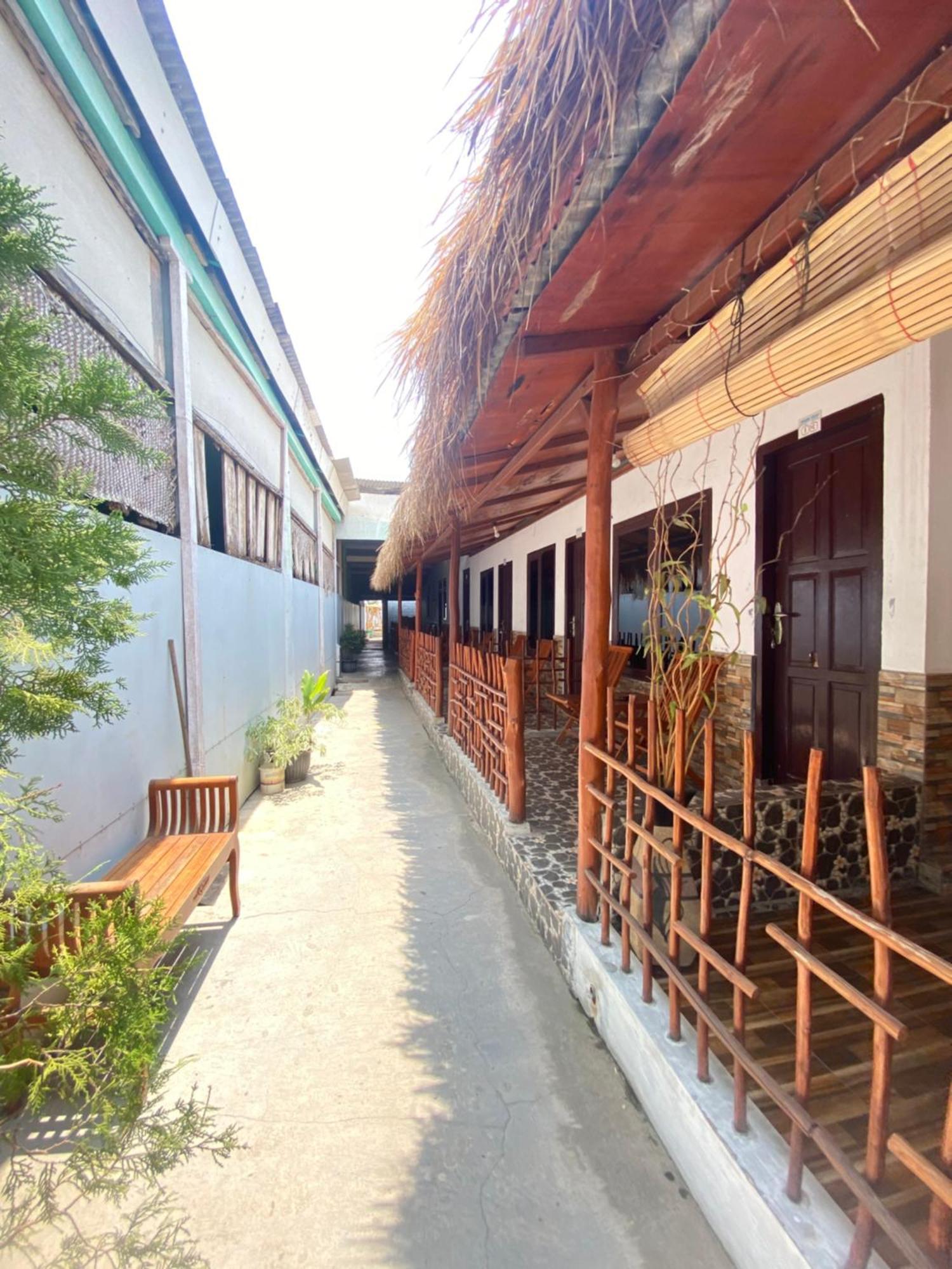 A Pousada Js House View Ilhas Karimunjava Exterior foto