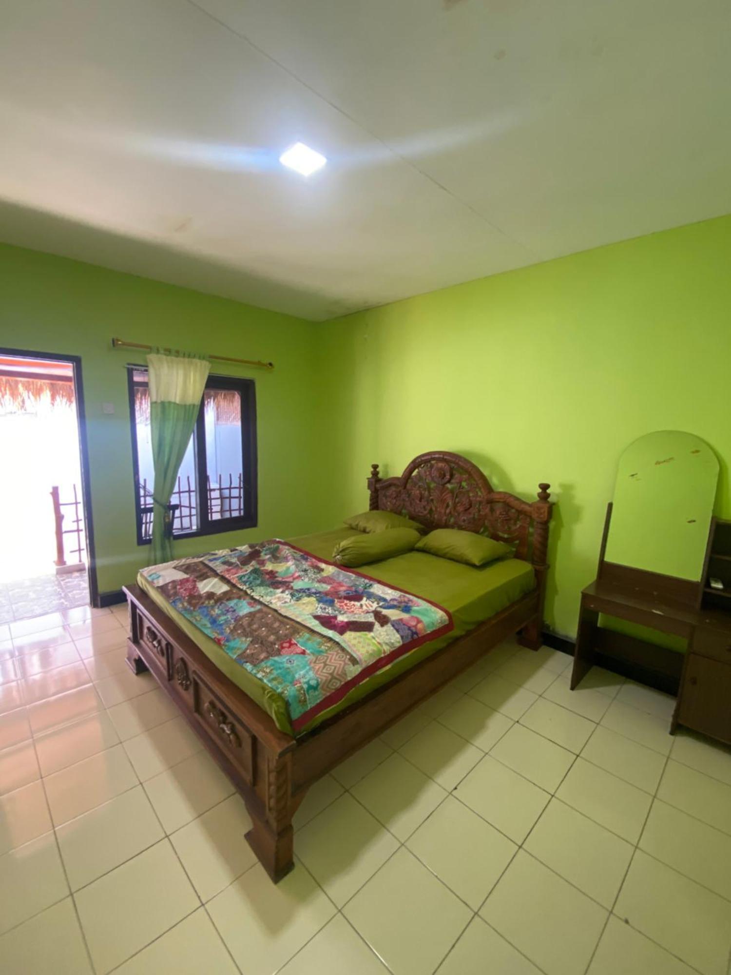 A Pousada Js House View Ilhas Karimunjava Exterior foto